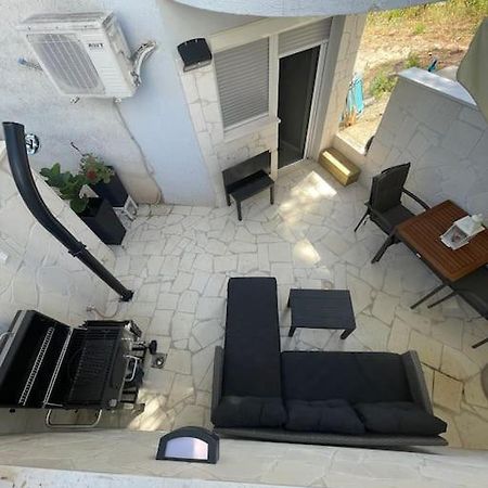 Seaesta Holiday- Modern Studio Apartment Trogir Luaran gambar