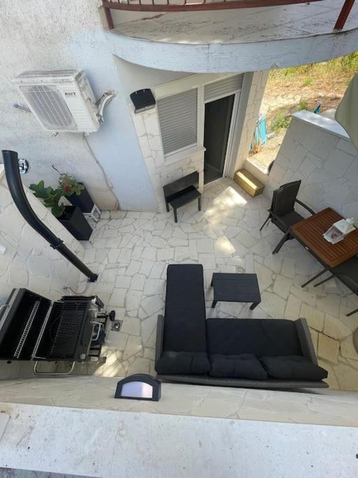 Seaesta Holiday- Modern Studio Apartment Trogir Luaran gambar