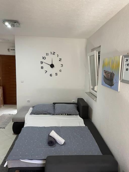 Seaesta Holiday- Modern Studio Apartment Trogir Luaran gambar